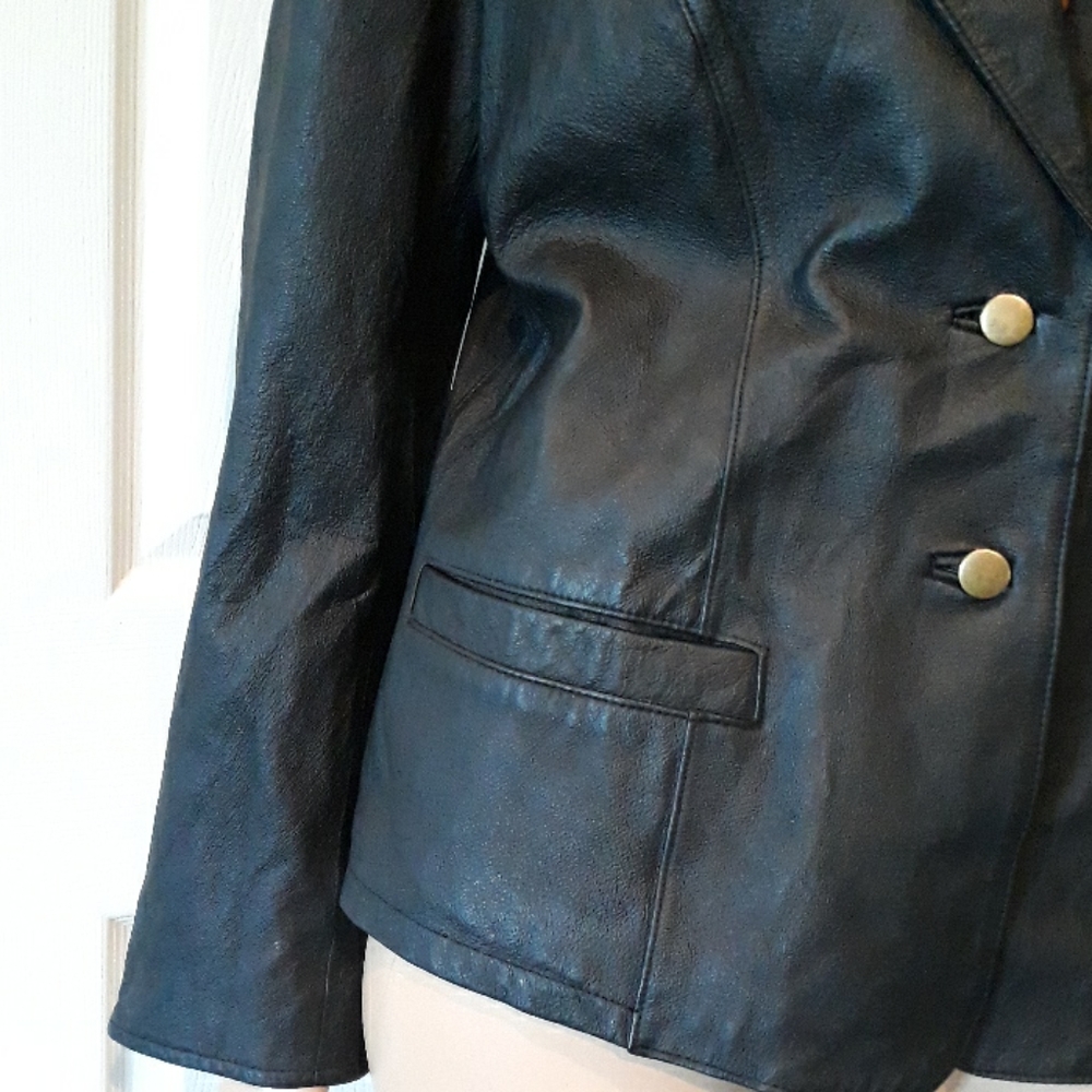 Leather Classic Tailored Two Button Jacket Size 12 - image 3